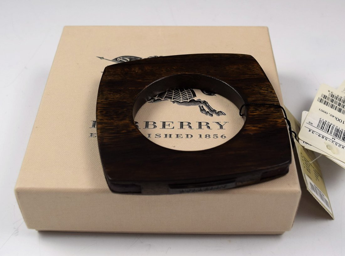 Burberry Bracelet (1 of 3)