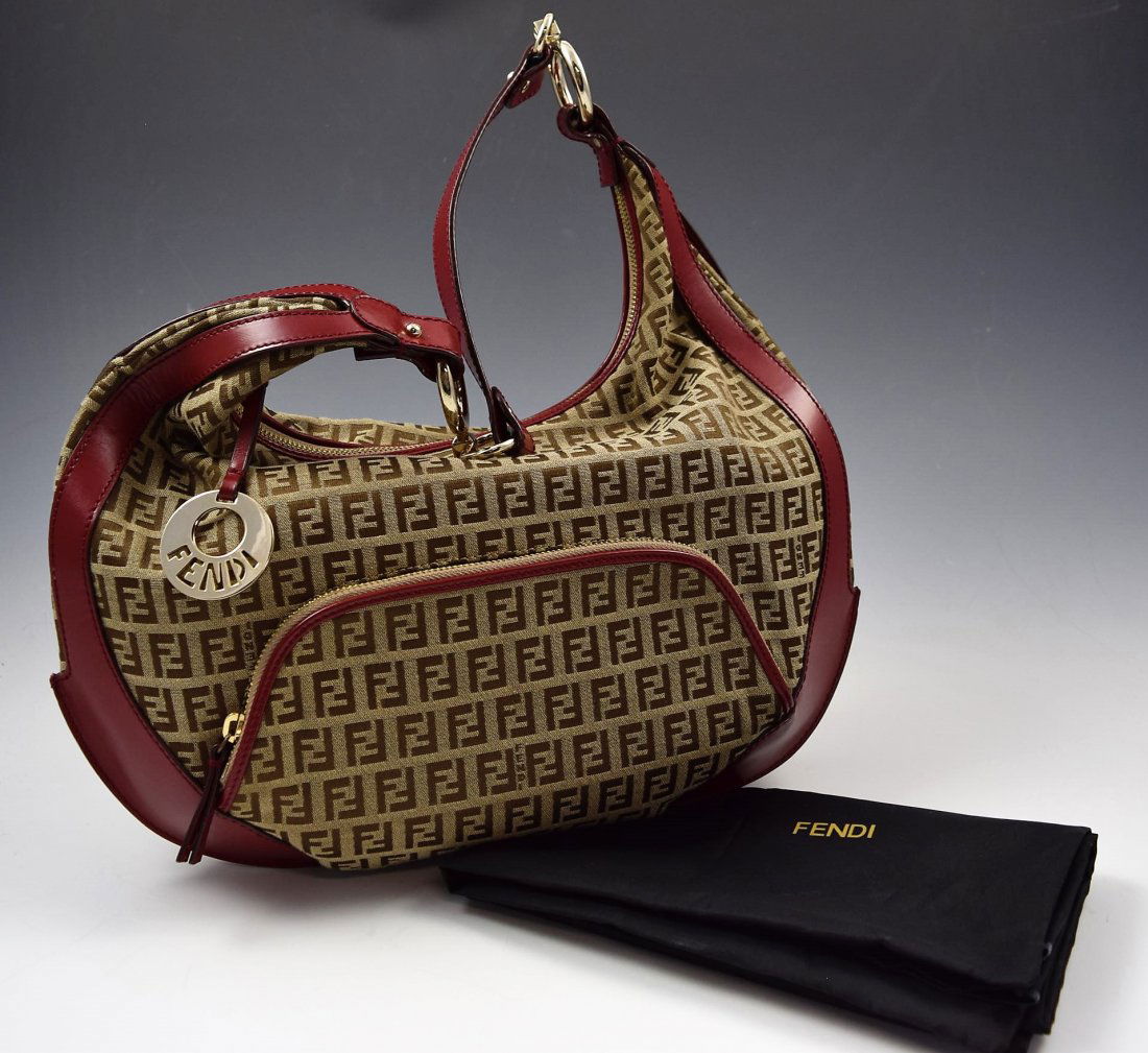 Fendi Handbag (1 of 3)