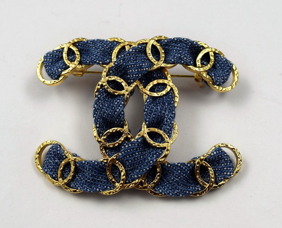 Chanel Brooch (1 of 4)