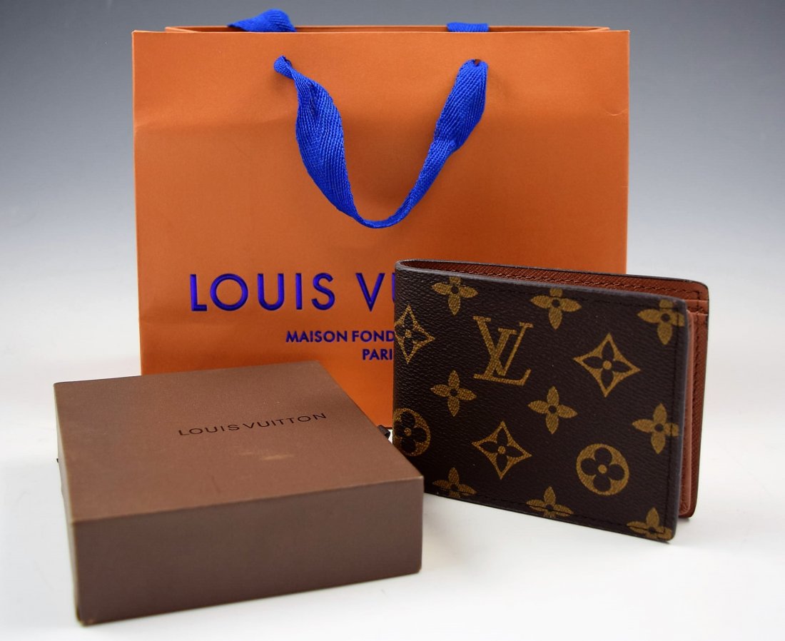 Louis Vuitton Wallet (1 of 4)