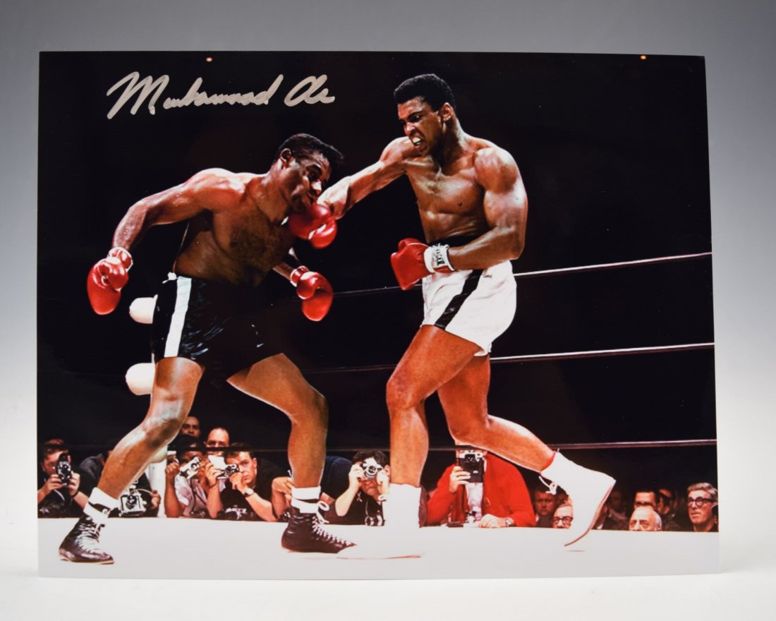 Muhammad Ali Signed Photograph (1 of 3)