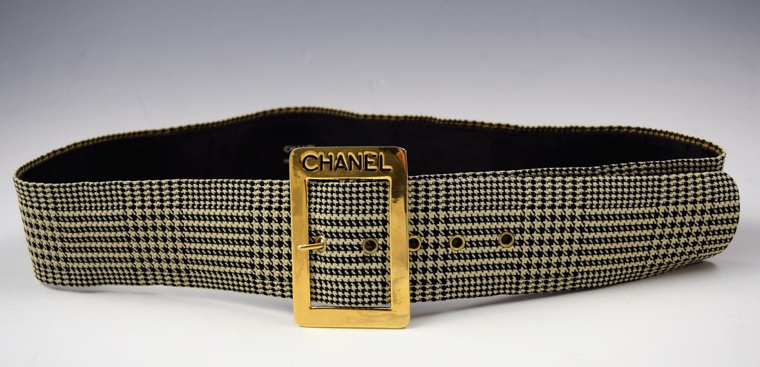 Vintage Chanel Belt (1 of 3)