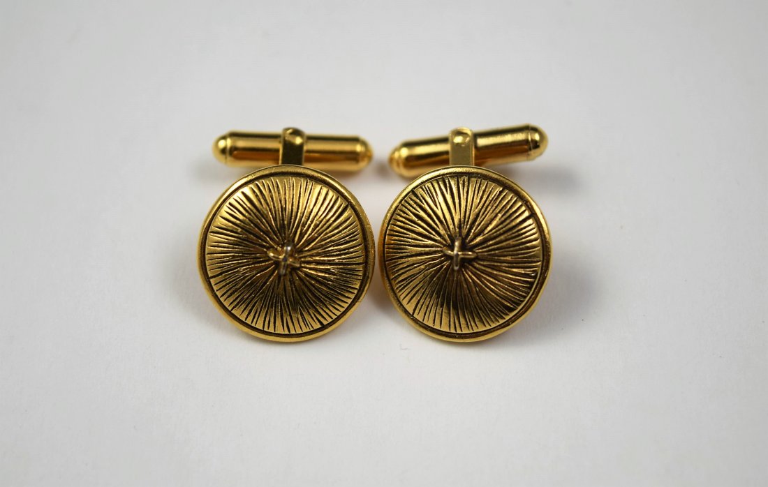 Vintage Chanel Cufflinks (1 of 2)