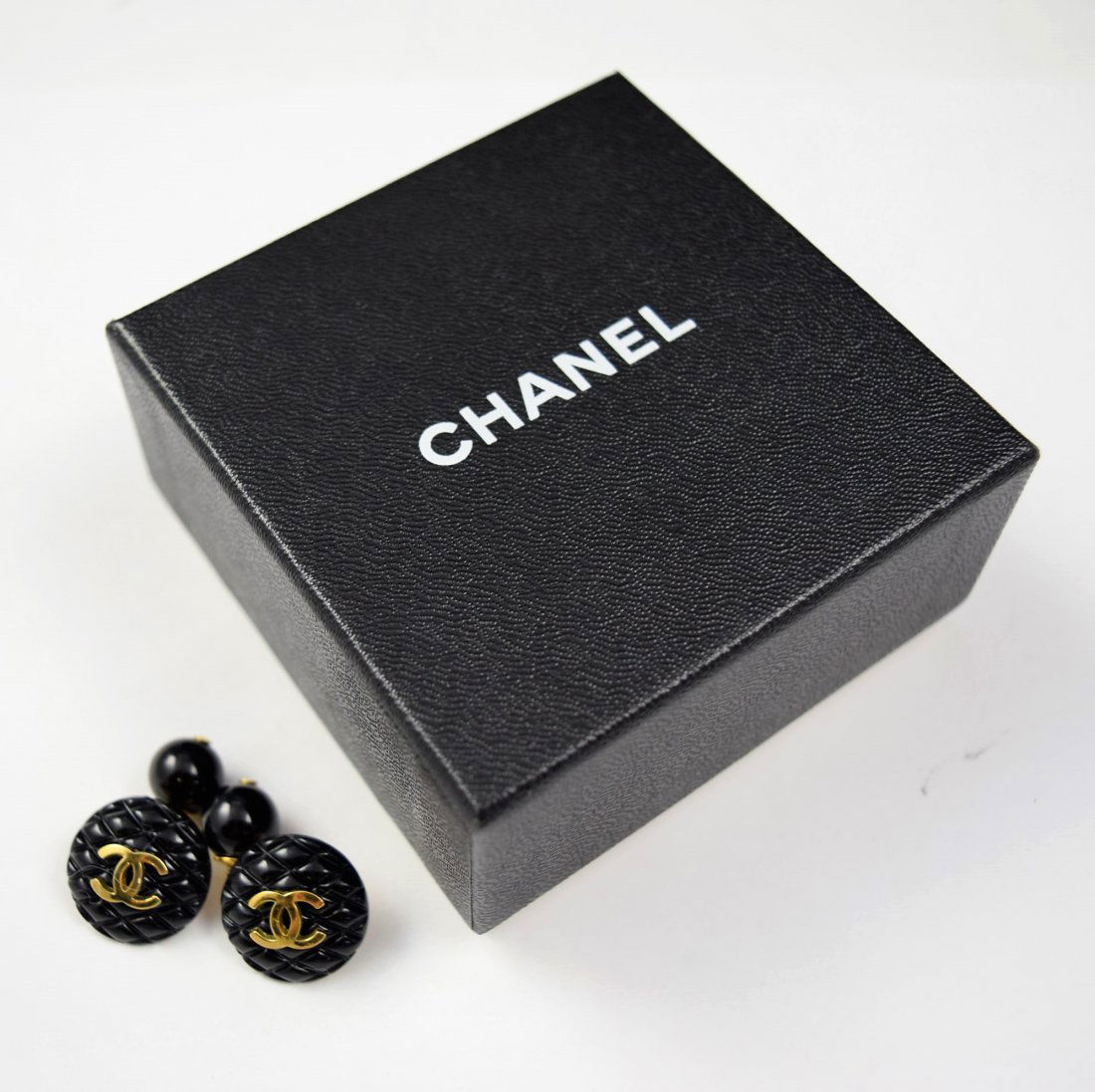 Vintage Chanel Cufflinks (1 of 3)
