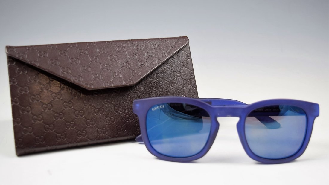 Gucci Sunglasses (1 of 4)