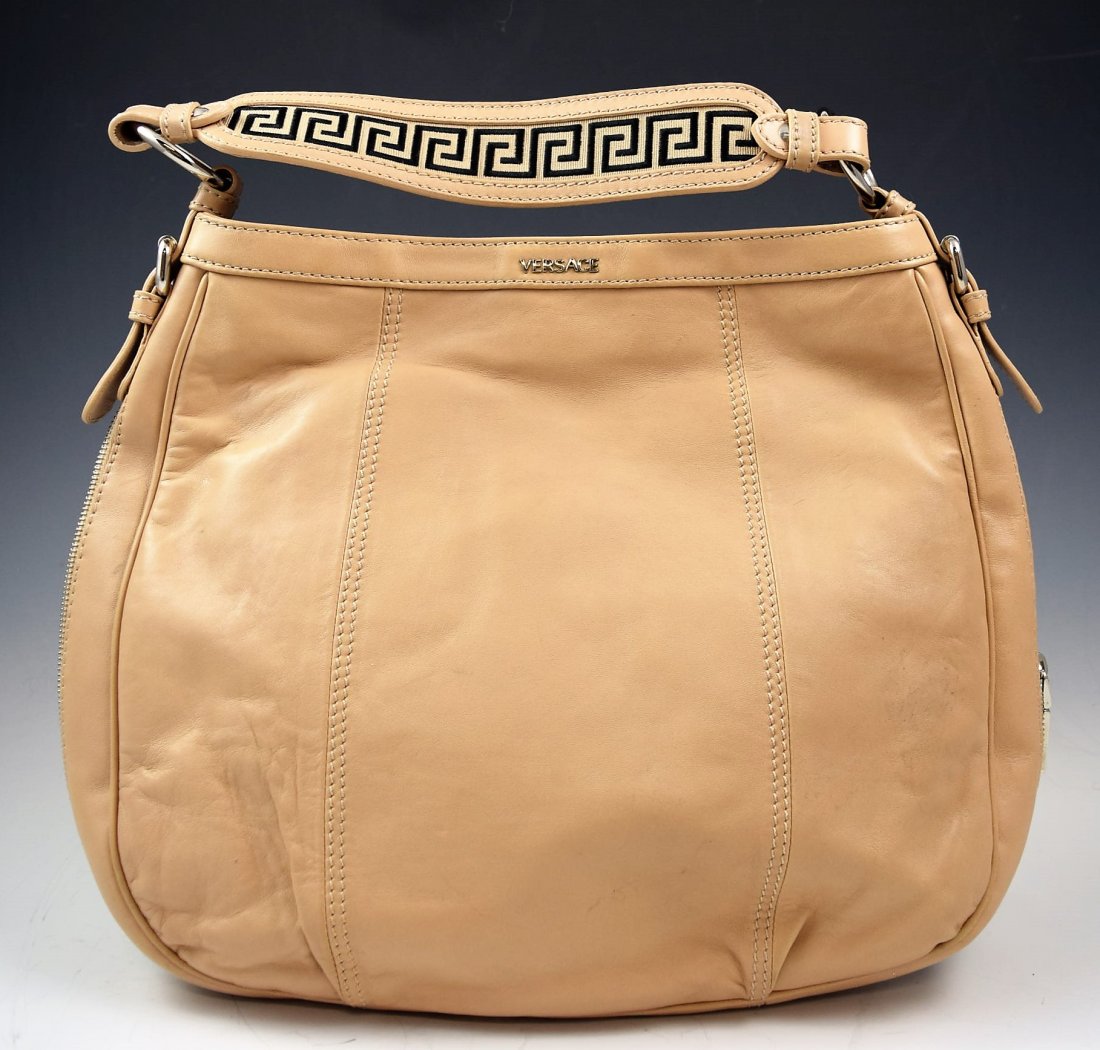 Versace Handbag (1 of 3)
