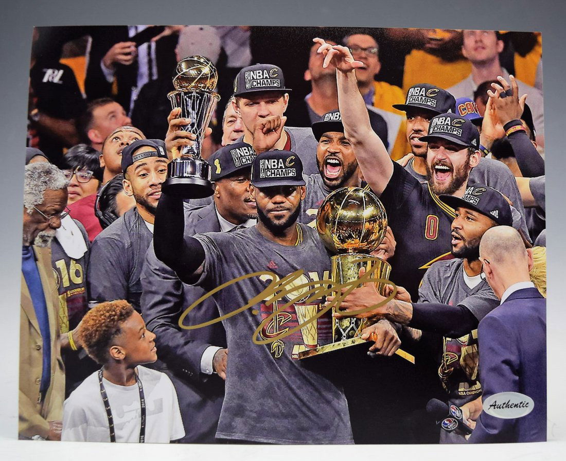 Lebron James Signed Photograph (1 of 2)