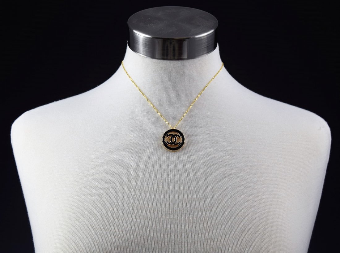 Chanel Button Necklace (1 of 4)