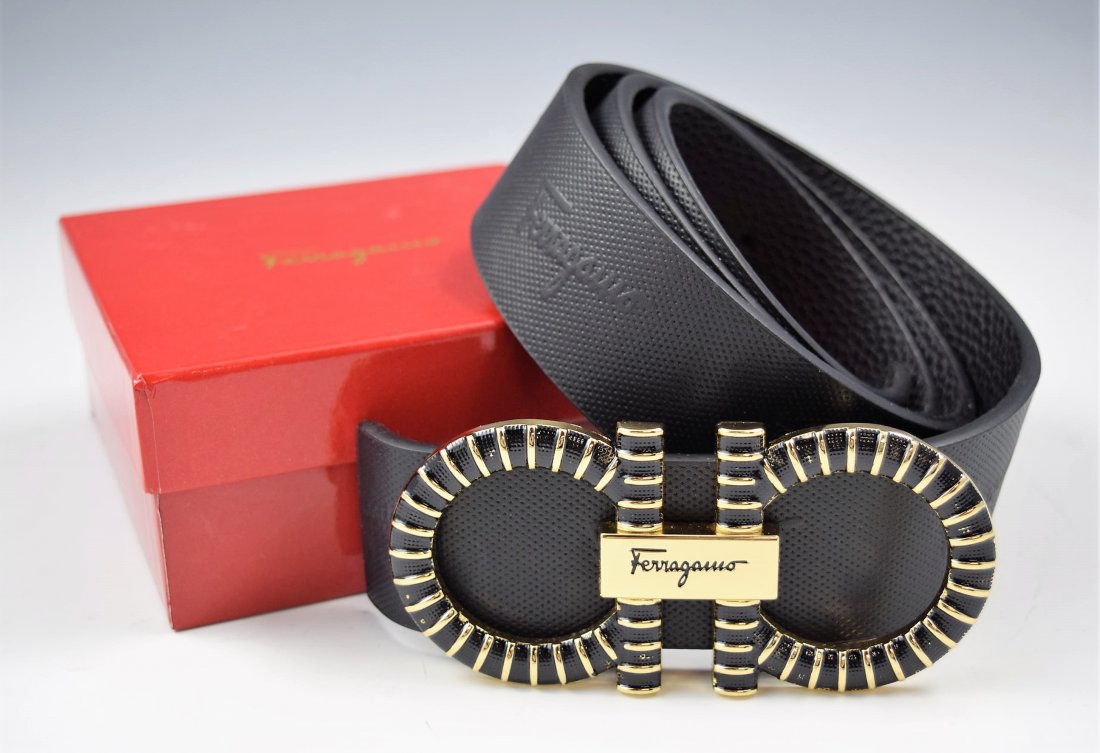 Salvatore Ferragamo Belt: Salvatore Ferragamo mens adjustable gancini belt in black leather with a black and gold metal buckle Original box included