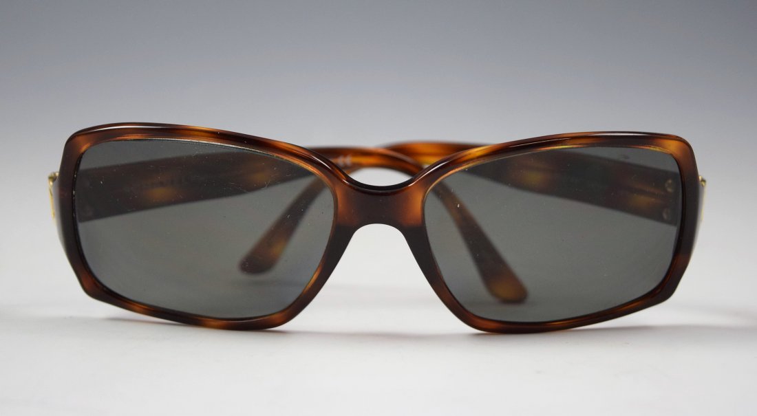 Chanel Sunglasses: Chanel issued women's tortoise sunglasses