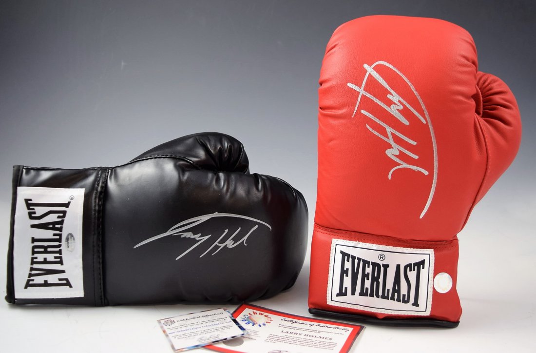 Larry Holmes Autographed Boxing Gloves (1 of 5)