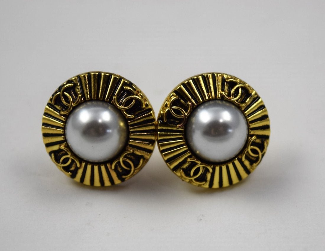 Chanel Button Earrings (1 of 3)