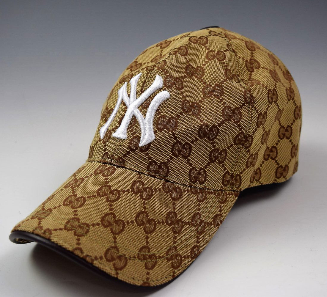 Gucci Baseball Hat (1 of 2)