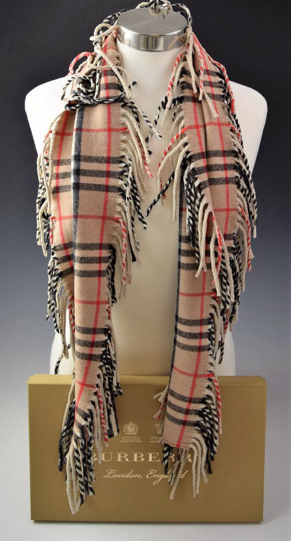 Burberry Scarf (1 of 3)