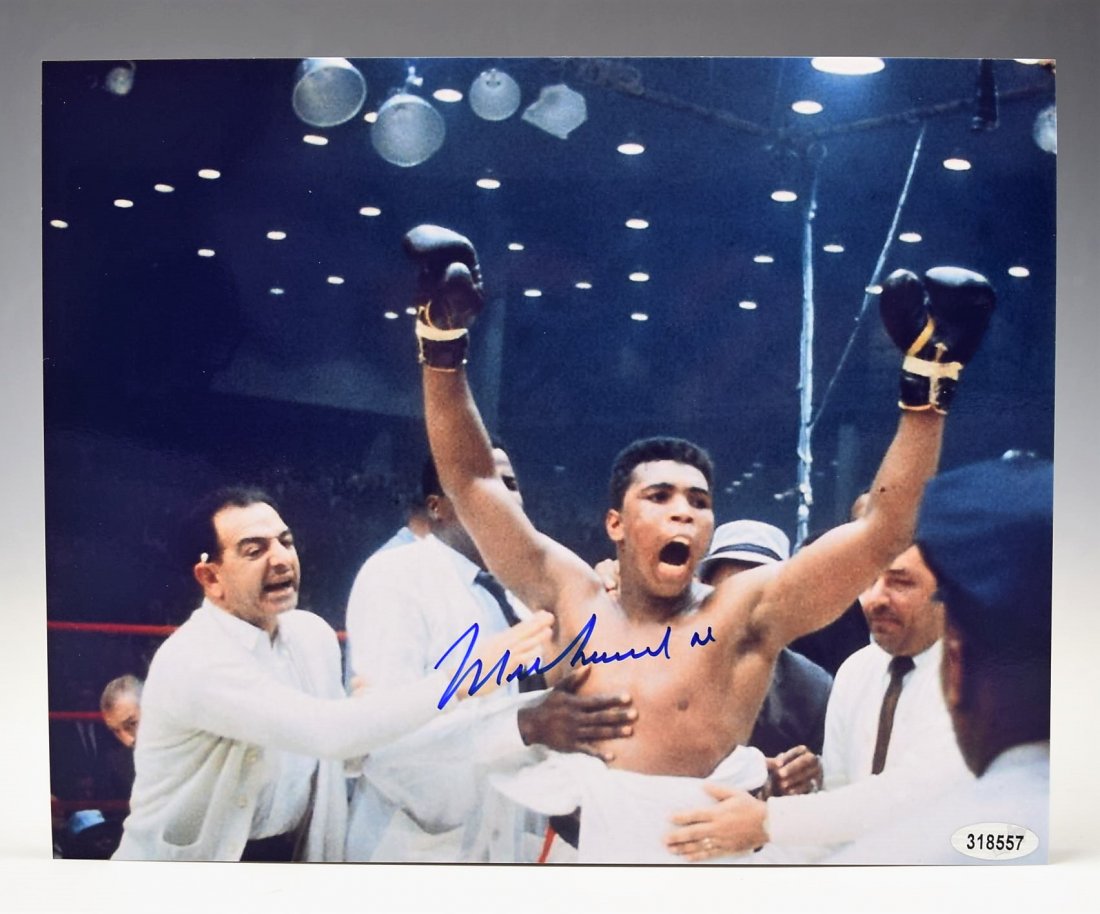 Muhammed Ali Signed Photograph (1 of 2)
