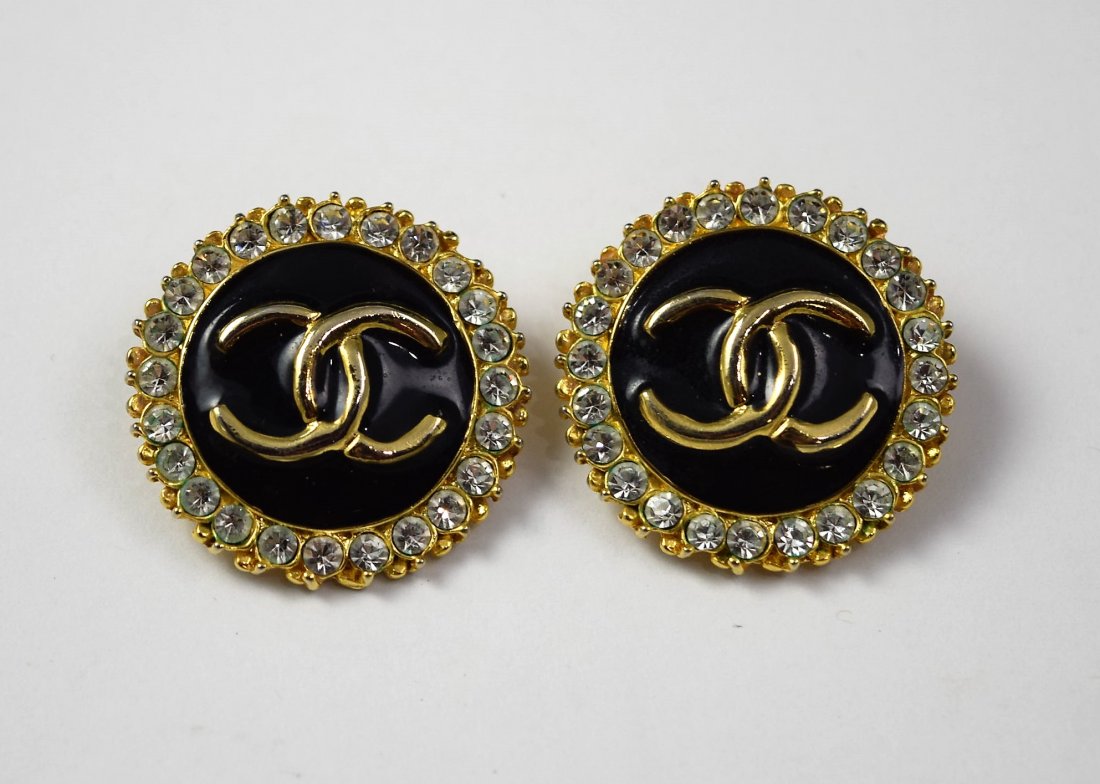 Vintage Chanel Earrings (1 of 2)