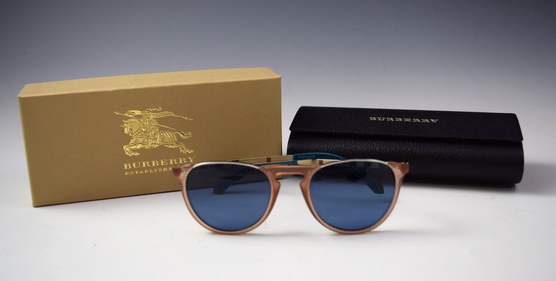 Burberry Sunglasses (1 of 5)