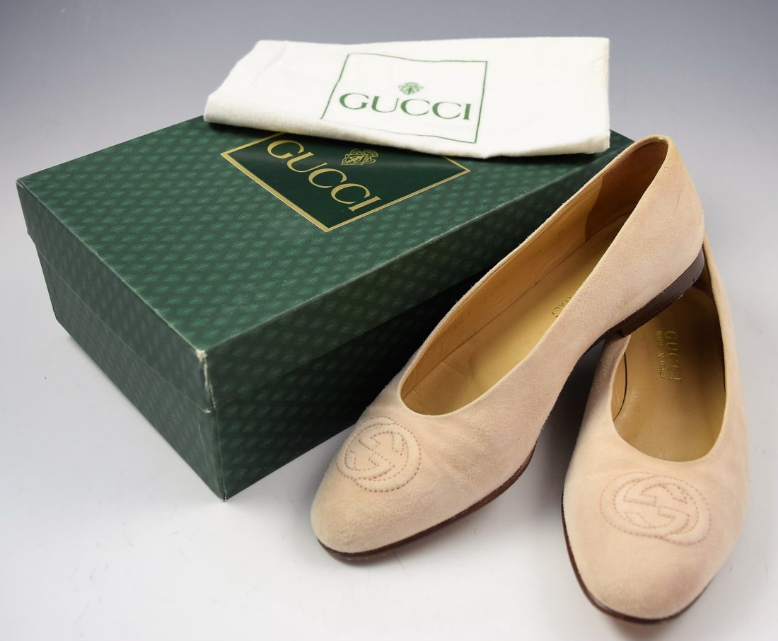 Gucci Suede Ladies Shoes (1 of 3)