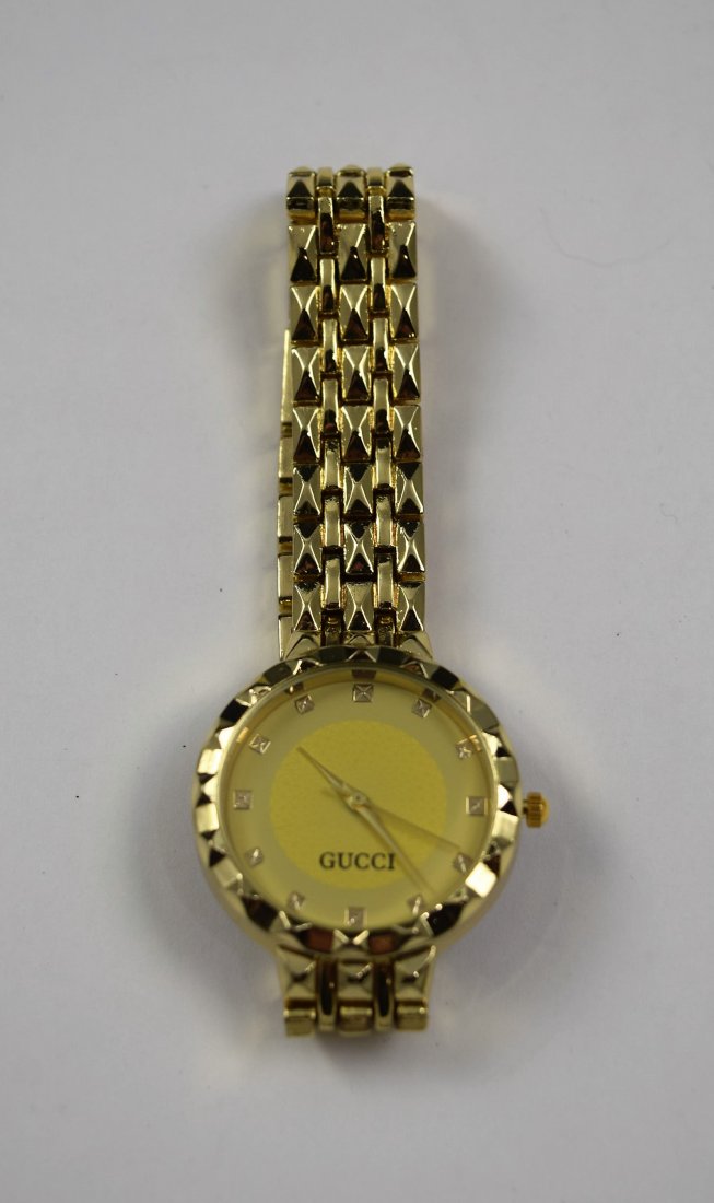 Vintage Gucci Watch (1 of 3)