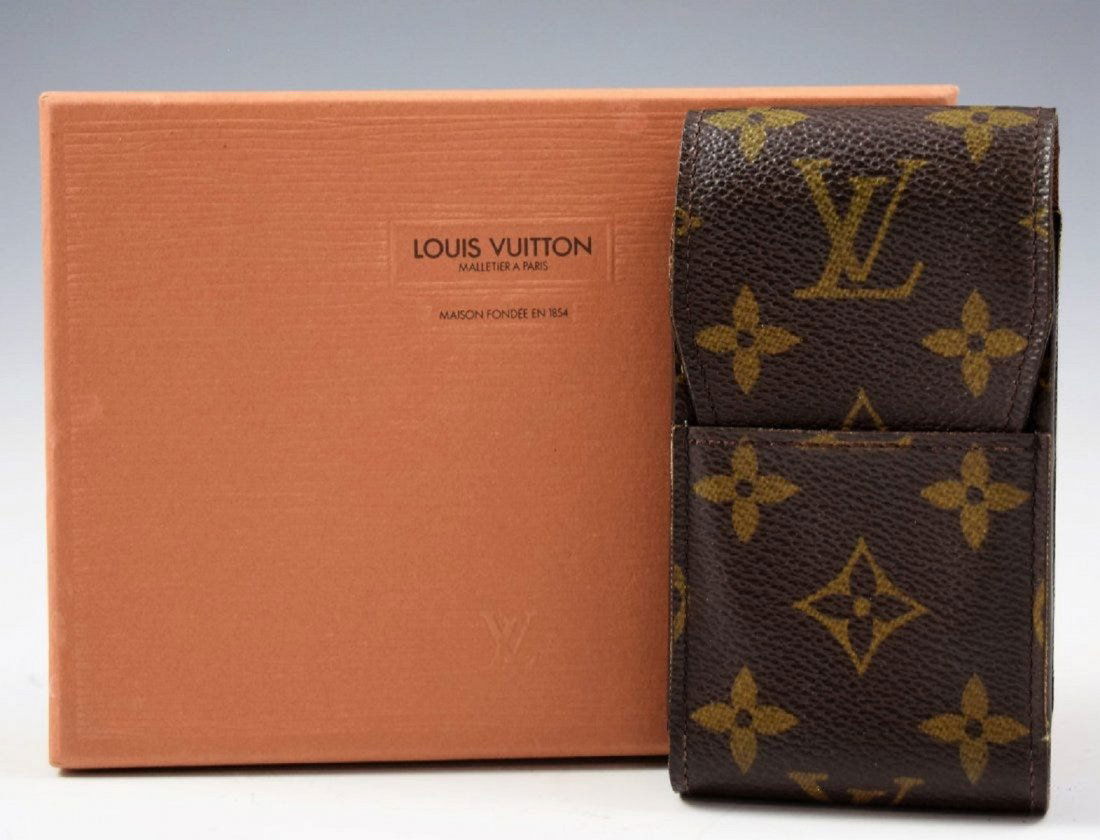 Vintage Louis Vuitton Case (1 of 3)