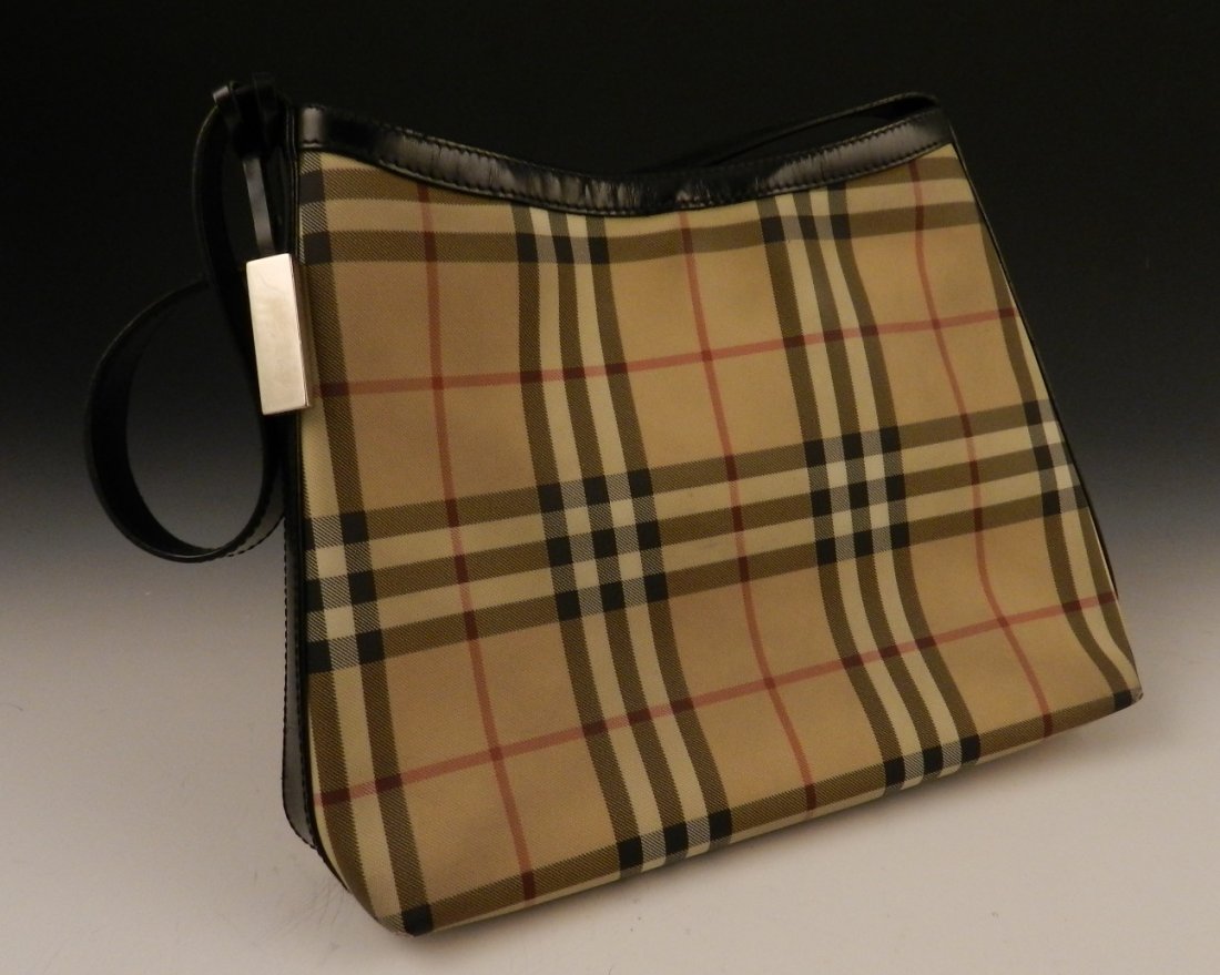 Burberry Leather Shoulderbag (1 of 2)