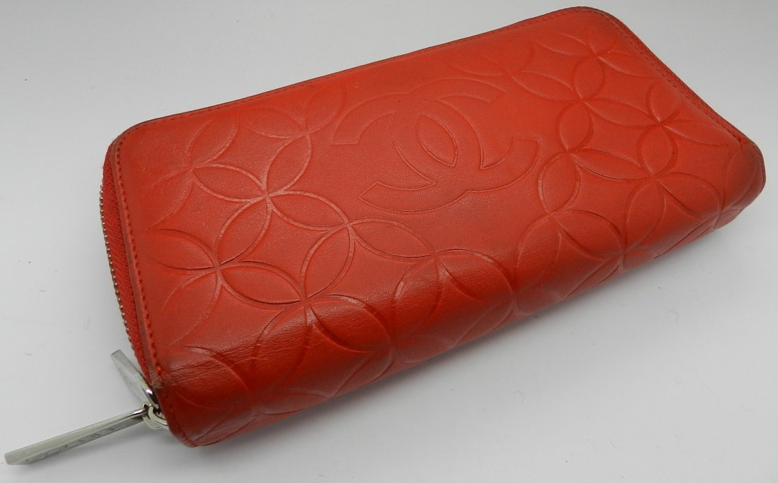 Chanel Leather Wallet (1 of 6)