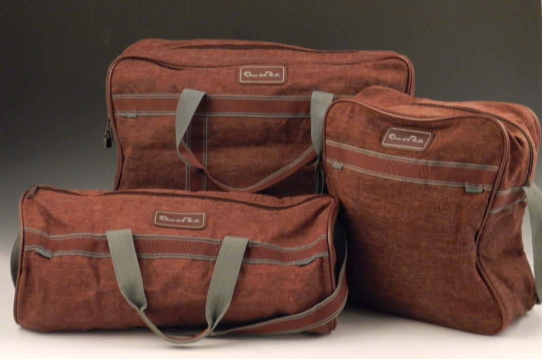 Vintage Oscar De La Renta Travel Set: A vintage 3 piece travel luggage set, Oscar De La Renta