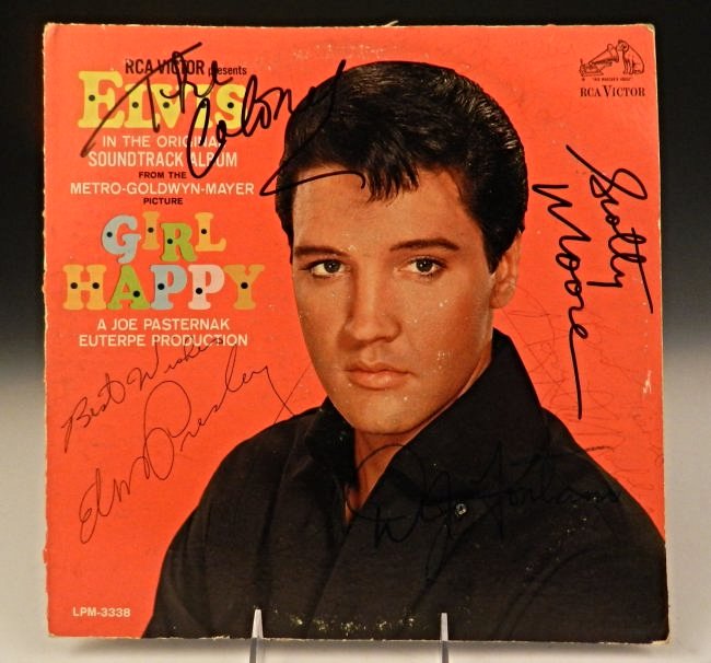 Elvis Presley, Scotty Moore Signed Album (1 of 7)