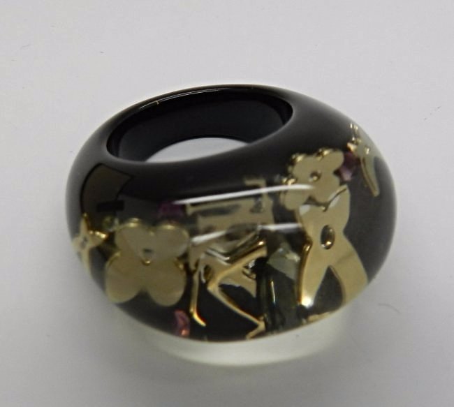Louis Vuitton Ring (1 of 3)