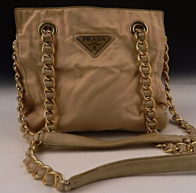 Prada Handbag (1 of 6)