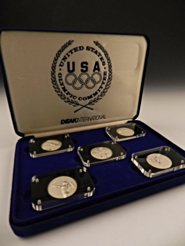 Salvador Dali Silver Medallion Coin Set: Dali sterling silver Olympic medallion coin set with case