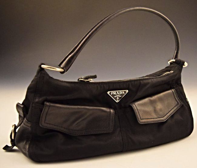 Prada Handbag (1 of 3)
