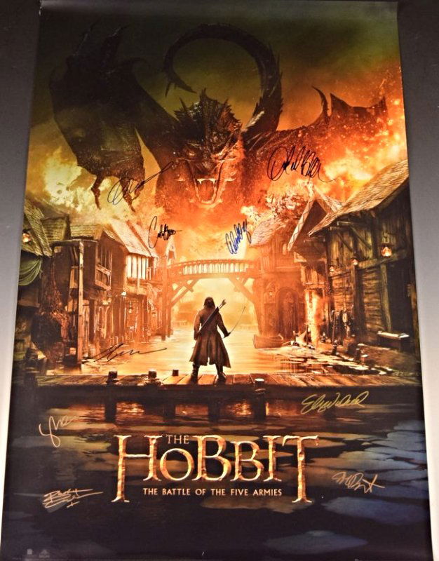 The Hobbit Cast Signed Movie Poster (1 of 5)