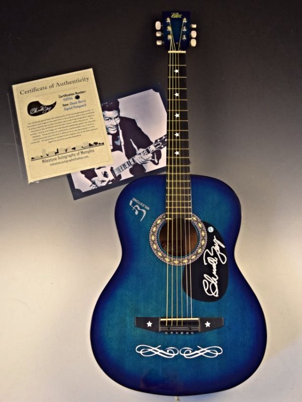 Chuck Berry Signed Guitar (1 of 5)