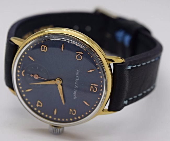 Van Cleef & Arpels Watch (1 of 4)