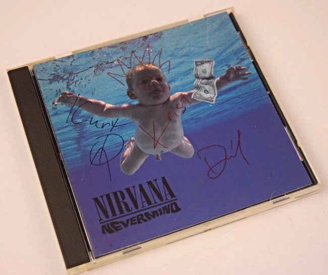 Nirvana Band Signed Nevermind CD (1 of 4)