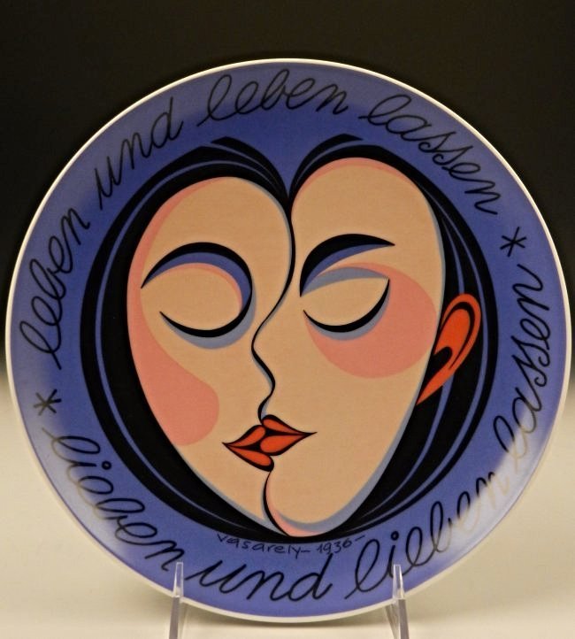Victor Vasarely Rosenthal Plate: Limited Edition No. 4040/5000 Measures 10 inches diameter