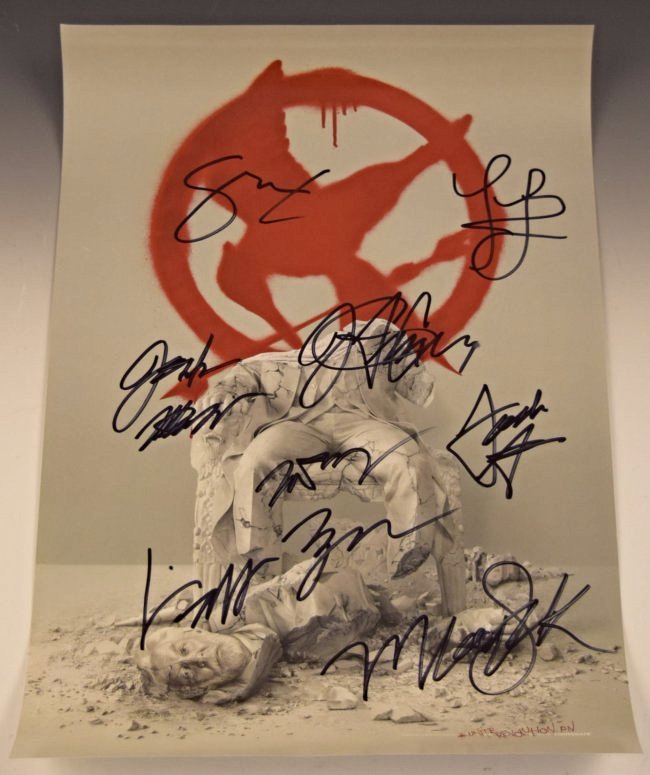 The Hunger Games Cast Signed Movie Poster (1 of 3)
