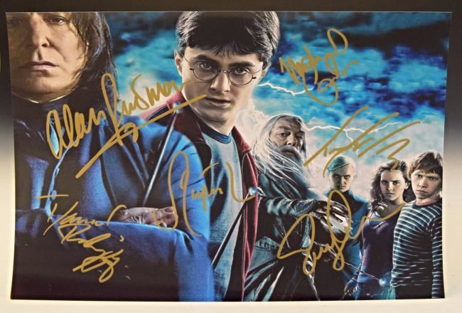 Harry Potter Cast Signed Photo (1 of 3)