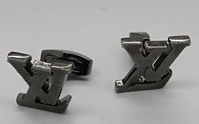 Louis Vuitton Cufflinks (1 of 2)