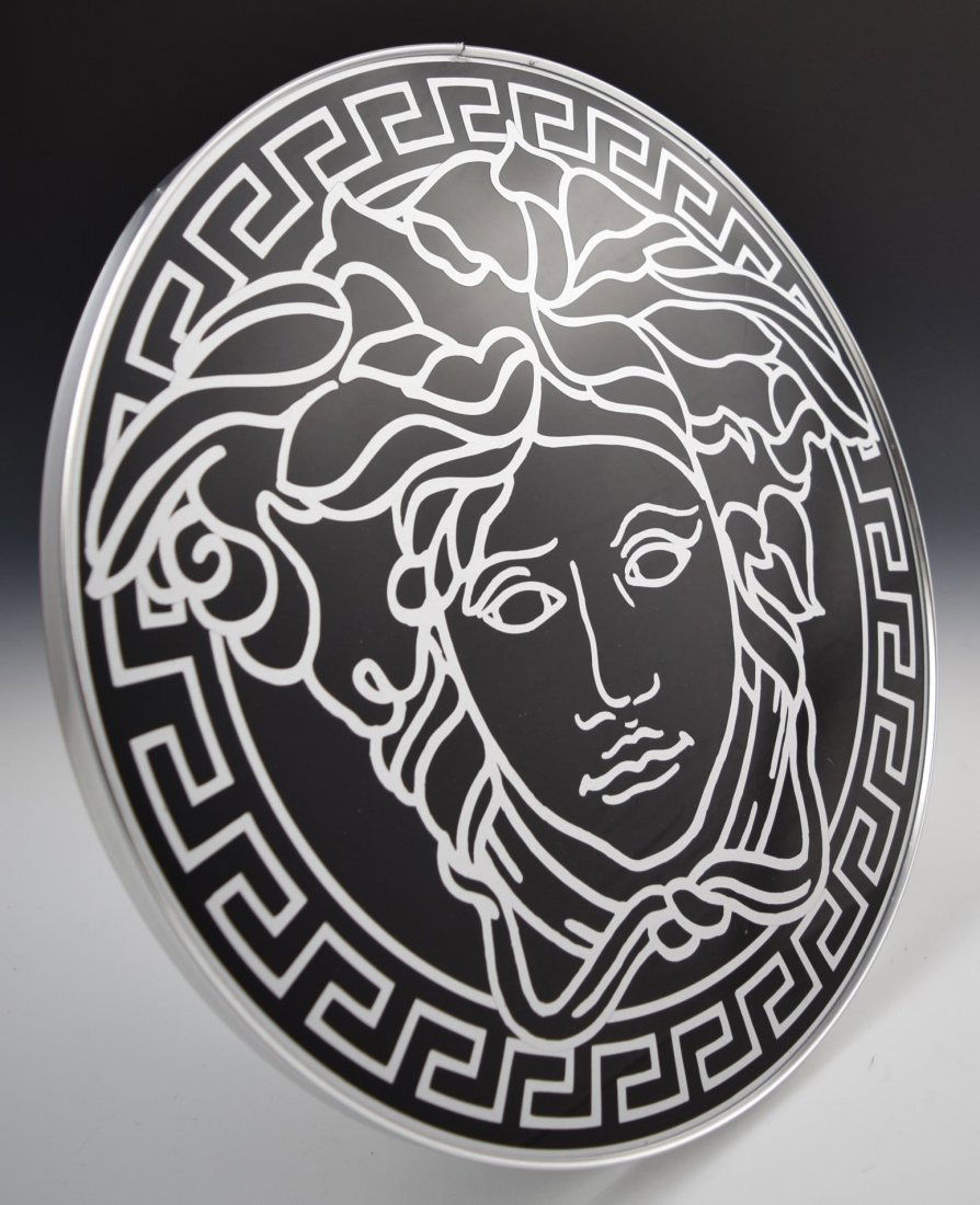 Versace Logo Display (1 of 1)