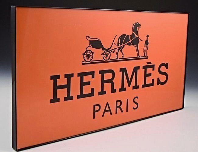Hermes Display Logo (1 of 2)