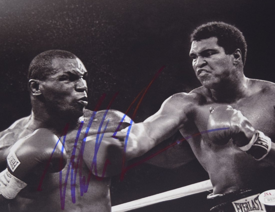 Muhammad Ali Signed Photo (1 of 2)