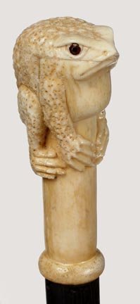 Carved Bone Toad-Ca. 1920-A very nicely carved toa - 2