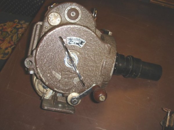 Bell and Howell Movie Camera Eyemo 35 mm camera-typ