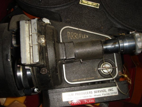 Arriflex Model 35 mm Model with 50mm f2 schneider - 3