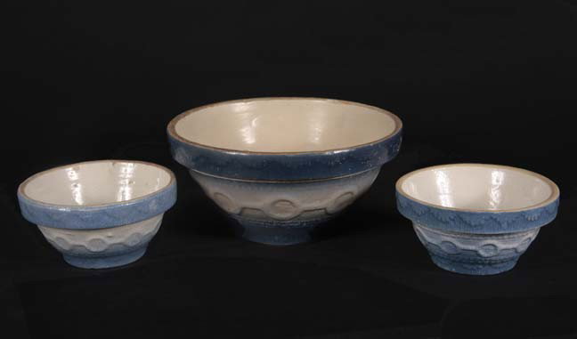 Three salt glaze blue wedding ring bowls, largest i
