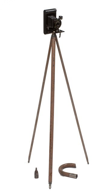 157. Camera System Stick Cane-Early 20th Century-A: 157. Camera System Stick Cane-Early 20th Century-A camera tripod, unscrew the ferrule and the metal tripod releases, accompanying this lot is a vest pocket Kodak model B in working order. O.L. 36 ¾",