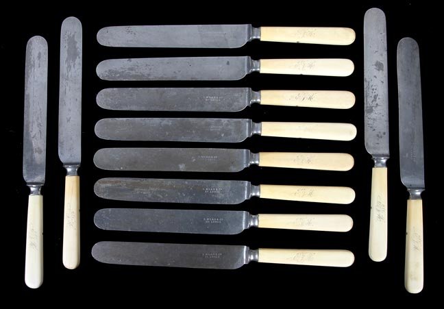 221. E. Mead and Co.-St. Louis Ivory Knives: 221. E. Mead and Co.-St. Louis Ivory Knives