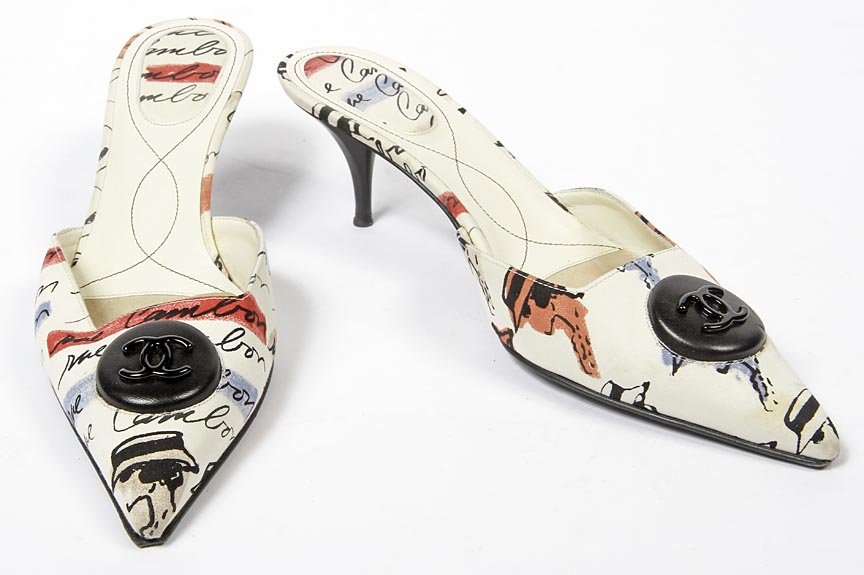 Chanel-Rue Cambron, slip on multicolored pump heels,: Chanel-Rue Cambron, slip on multicolored pump heels, size 8